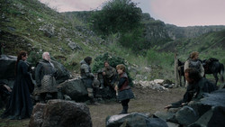 extant_GameOfThrones_1x05-TheWolfAndTheLion_1023