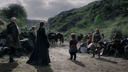 extant_GameOfThrones_1x05-TheWolfAndTheLion_1043