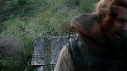 extant_GameOfThrones_1x05-TheWolfAndTheLion_1101