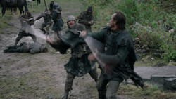extant_GameOfThrones_1x05-TheWolfAndTheLion_1119