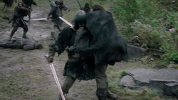 extant_GameOfThrones_1x05-TheWolfAndTheLion_1121