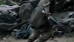 extant_GameOfThrones_1x05-TheWolfAndTheLion_1131