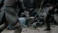 extant_GameOfThrones_1x05-TheWolfAndTheLion_1132