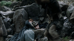 extant_GameOfThrones_1x05-TheWolfAndTheLion_1133