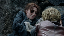 extant_GameOfThrones_1x05-TheWolfAndTheLion_1147