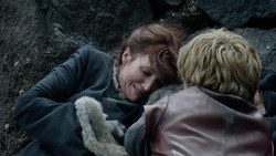 extant_GameOfThrones_1x05-TheWolfAndTheLion_1148