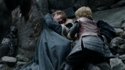extant_GameOfThrones_1x05-TheWolfAndTheLion_1150