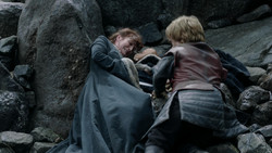 extant_GameOfThrones_1x05-TheWolfAndTheLion_1151