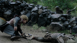 extant_GameOfThrones_1x05-TheWolfAndTheLion_1160