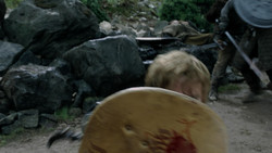 extant_GameOfThrones_1x05-TheWolfAndTheLion_1161
