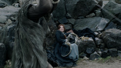 extant_GameOfThrones_1x05-TheWolfAndTheLion_1170