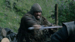 extant_GameOfThrones_1x05-TheWolfAndTheLion_1211