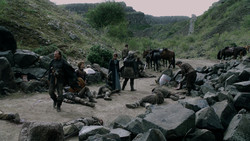 extant_GameOfThrones_1x05-TheWolfAndTheLion_1285