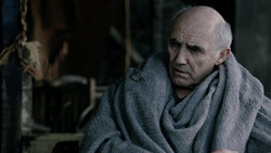 extant_GameOfThrones_1x05-TheWolfAndTheLion_1391
