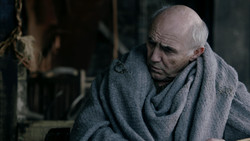 extant_GameOfThrones_1x05-TheWolfAndTheLion_1395