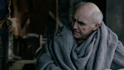 extant_GameOfThrones_1x05-TheWolfAndTheLion_1396