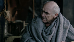 extant_GameOfThrones_1x05-TheWolfAndTheLion_1408