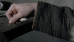 extant_GameOfThrones_1x05-TheWolfAndTheLion_1484