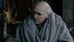extant_GameOfThrones_1x05-TheWolfAndTheLion_1560