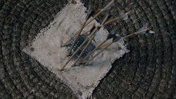 extant_GameOfThrones_1x05-TheWolfAndTheLion_1571
