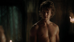extant_GameOfThrones_1x05-TheWolfAndTheLion_1613