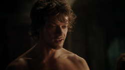 extant_GameOfThrones_1x05-TheWolfAndTheLion_1699