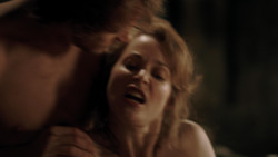 extant_GameOfThrones_1x05-TheWolfAndTheLion_1713