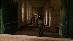 extant_GameOfThrones_1x05-TheWolfAndTheLion_1775