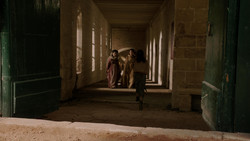 extant_GameOfThrones_1x05-TheWolfAndTheLion_1776