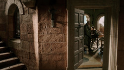 extant_GameOfThrones_1x05-TheWolfAndTheLion_1785