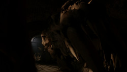extant_GameOfThrones_1x05-TheWolfAndTheLion_2106