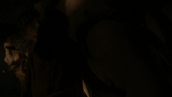 extant_GameOfThrones_1x05-TheWolfAndTheLion_2113