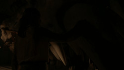 extant_GameOfThrones_1x05-TheWolfAndTheLion_2115