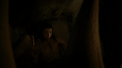 extant_GameOfThrones_1x05-TheWolfAndTheLion_2139