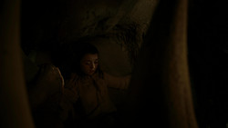extant_GameOfThrones_1x05-TheWolfAndTheLion_2141