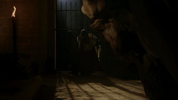 extant_GameOfThrones_1x05-TheWolfAndTheLion_2146