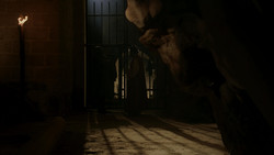 extant_GameOfThrones_1x05-TheWolfAndTheLion_2152