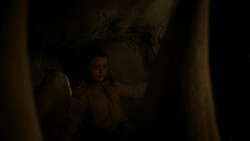 extant_GameOfThrones_1x05-TheWolfAndTheLion_2165