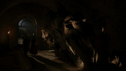 extant_GameOfThrones_1x05-TheWolfAndTheLion_2170