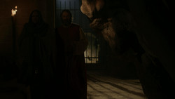 extant_GameOfThrones_1x05-TheWolfAndTheLion_2177