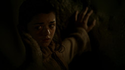 extant_GameOfThrones_1x05-TheWolfAndTheLion_2198