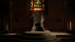 extant_GameOfThrones_1x05-TheWolfAndTheLion_2236
