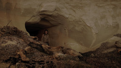 extant_GameOfThrones_1x05-TheWolfAndTheLion_2625