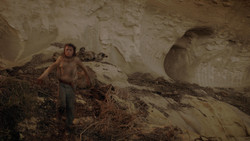 extant_GameOfThrones_1x05-TheWolfAndTheLion_2635