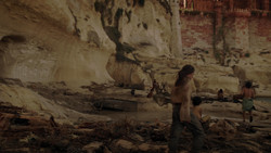 extant_GameOfThrones_1x05-TheWolfAndTheLion_2643
