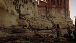 extant_GameOfThrones_1x05-TheWolfAndTheLion_2646