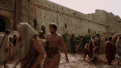 extant_GameOfThrones_1x05-TheWolfAndTheLion_2656