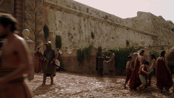 extant_GameOfThrones_1x05-TheWolfAndTheLion_2657