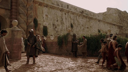 extant_GameOfThrones_1x05-TheWolfAndTheLion_2658