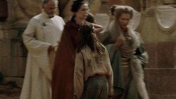 extant_GameOfThrones_1x05-TheWolfAndTheLion_2662